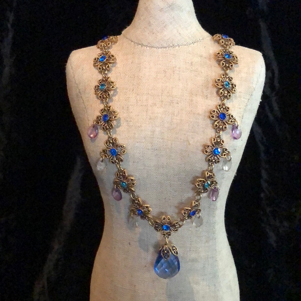 Necklace Crystal